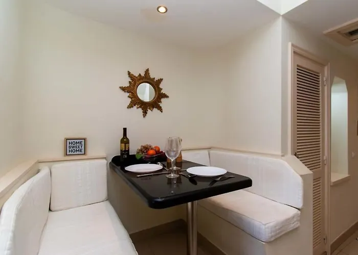 Club Atlantis 140 - * Адехе