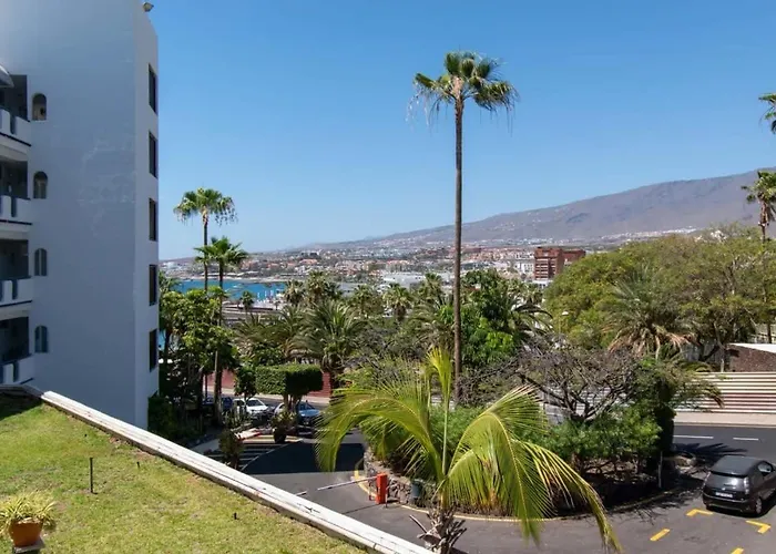 Club Atlantis 140 - Адехе